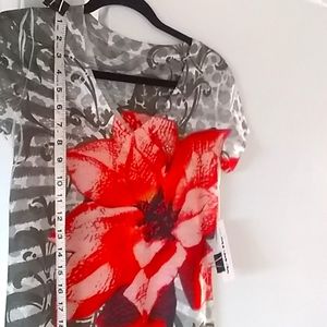 Girls or women's top